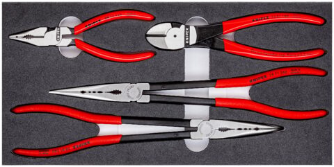 00 20 01 V16<br>Set of pliers